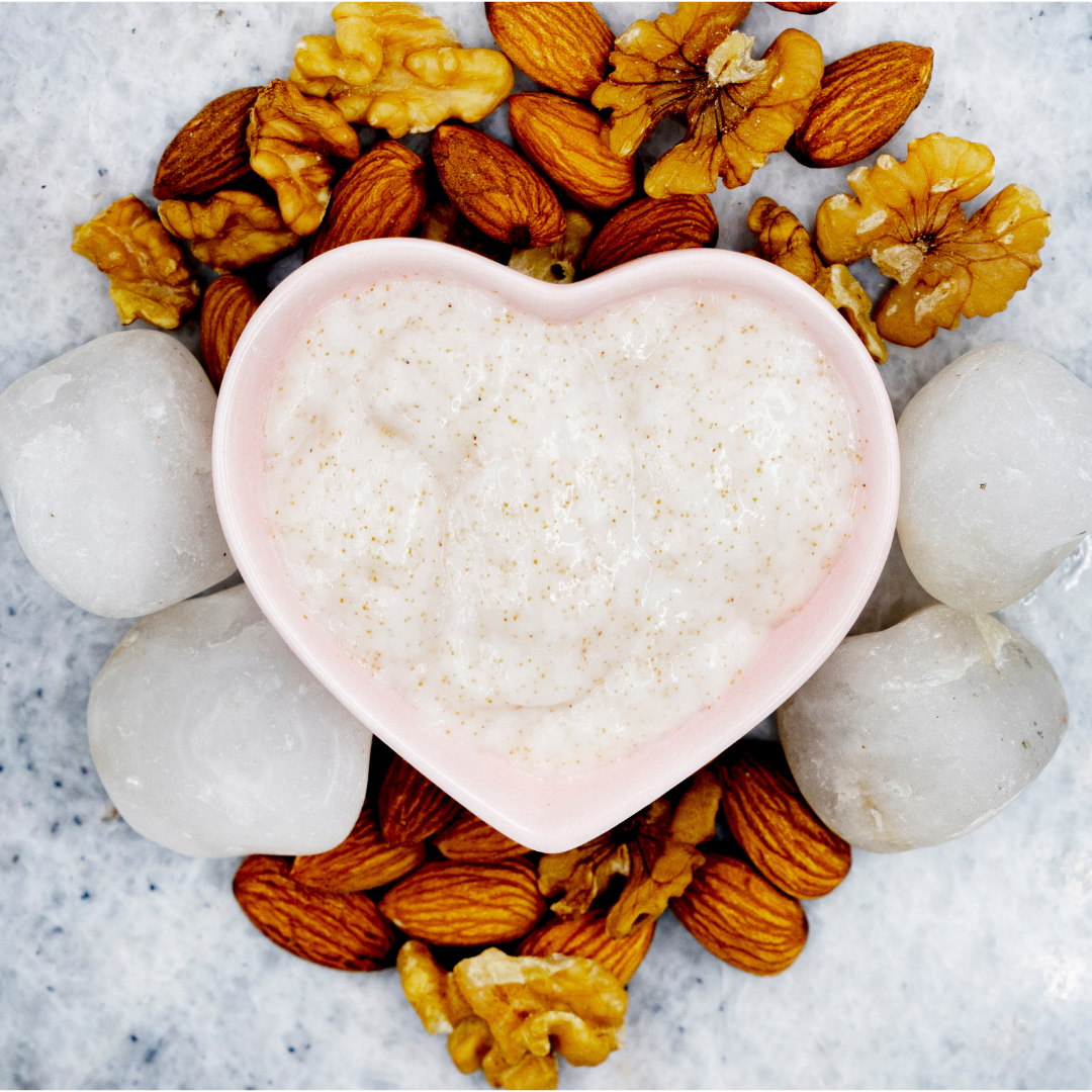 ALMOND FACE SRUB