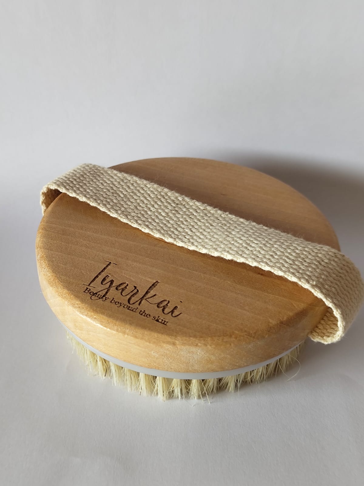 Dry Brushing for lymphatic Drainage & Exfoliating