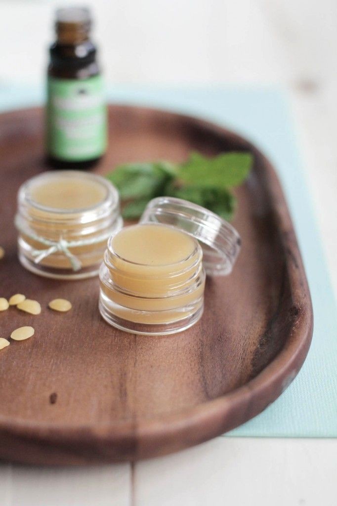 Avocado peppermint Lip balm 5gm (For Plumy lips)